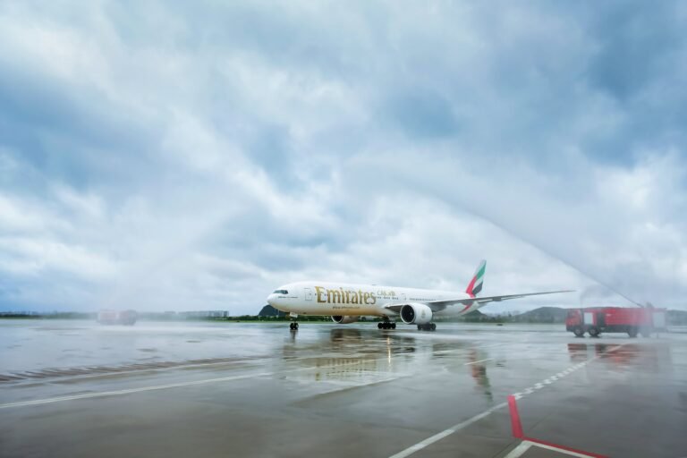 Dubai–Hangzhou Flights
